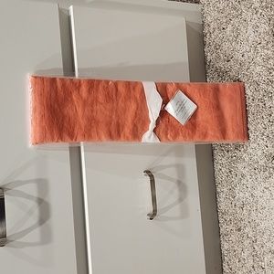 Pottery Barn Belgian Linen Table Runner